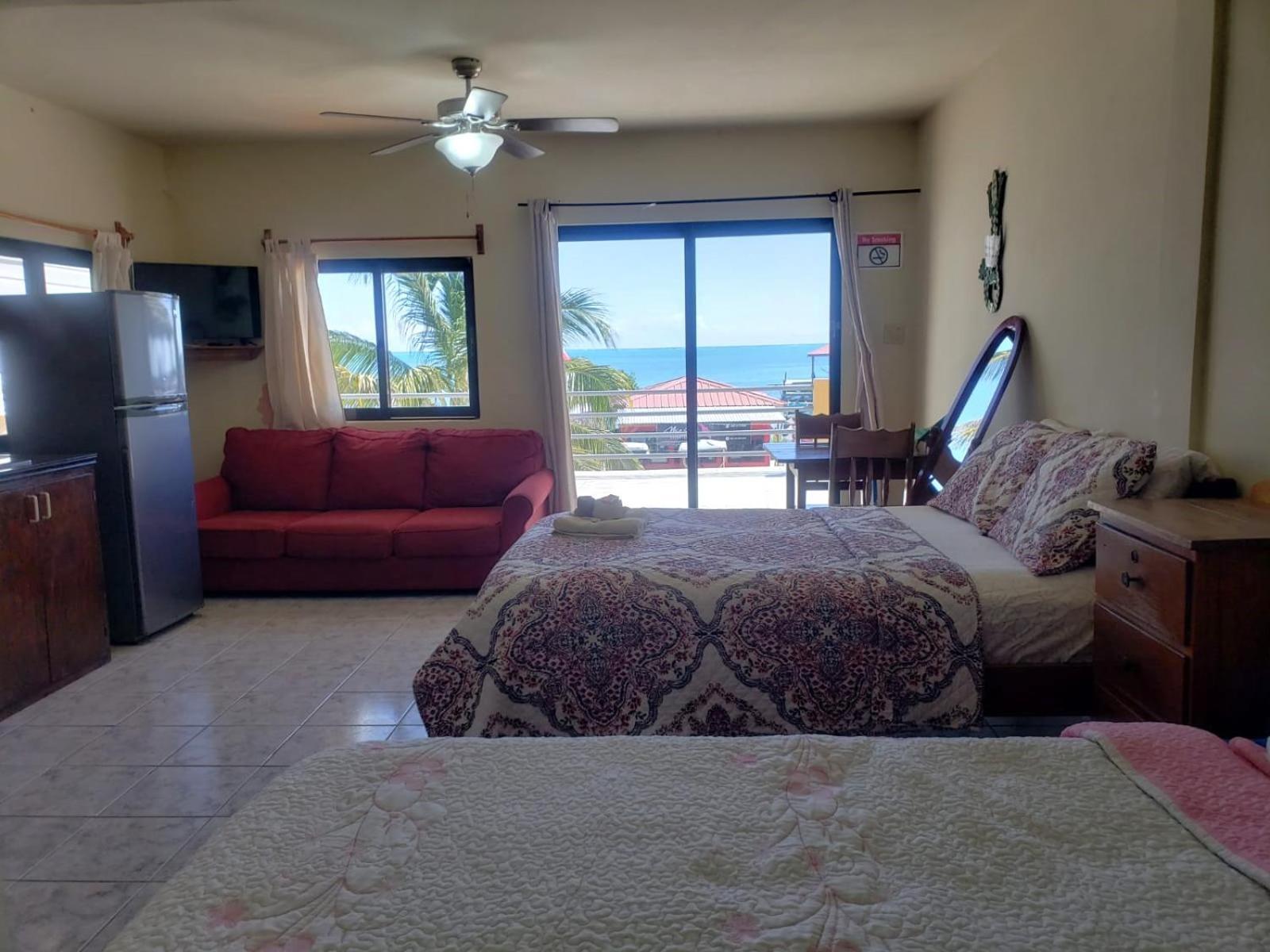 Beach Side Condos Caye Caulker By Ccvh Eksteriør bilde